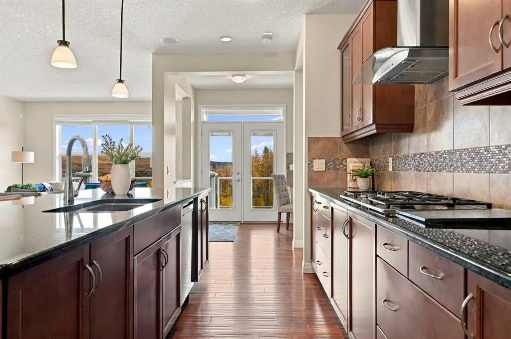 14 Ridge View Place