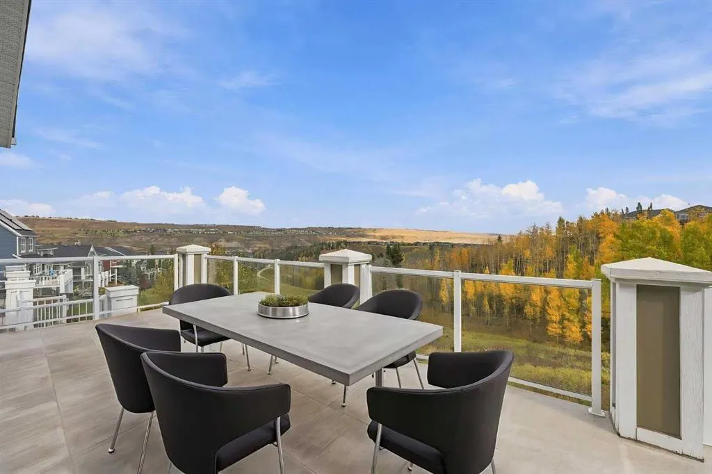 14 Ridge View Place