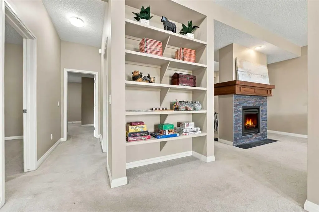 14 Ridge View Place
