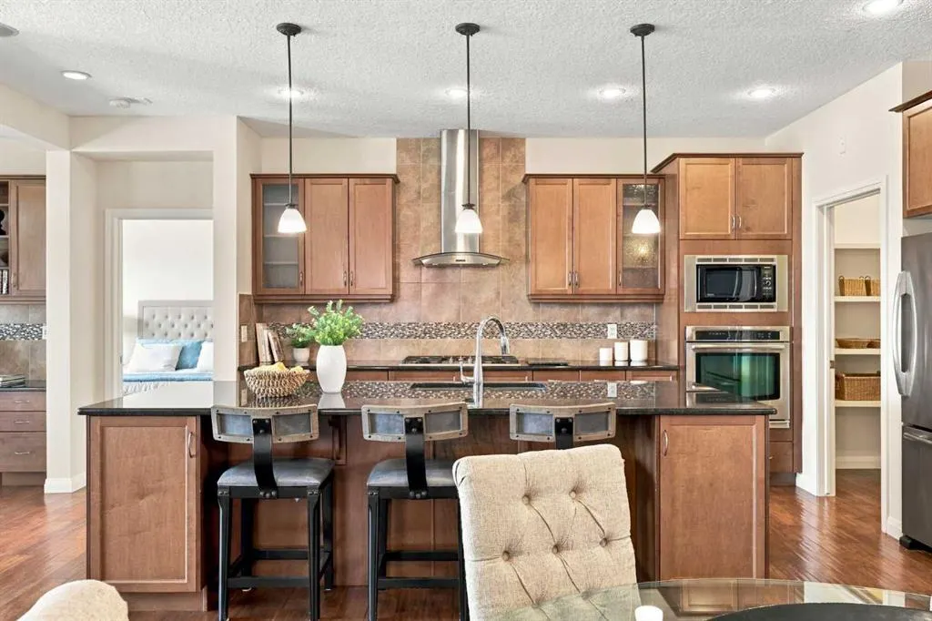 14 Ridge View Place