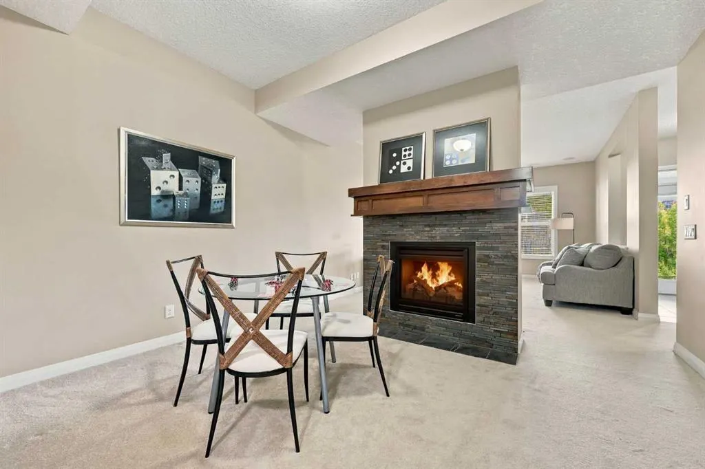 14 Ridge View Place