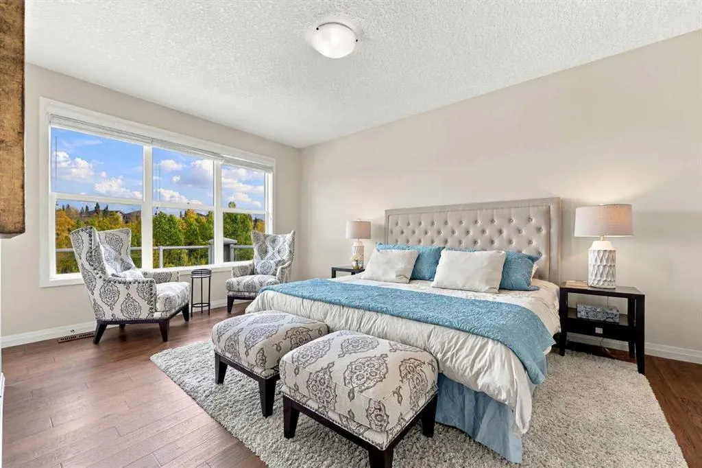 14 Ridge View Place