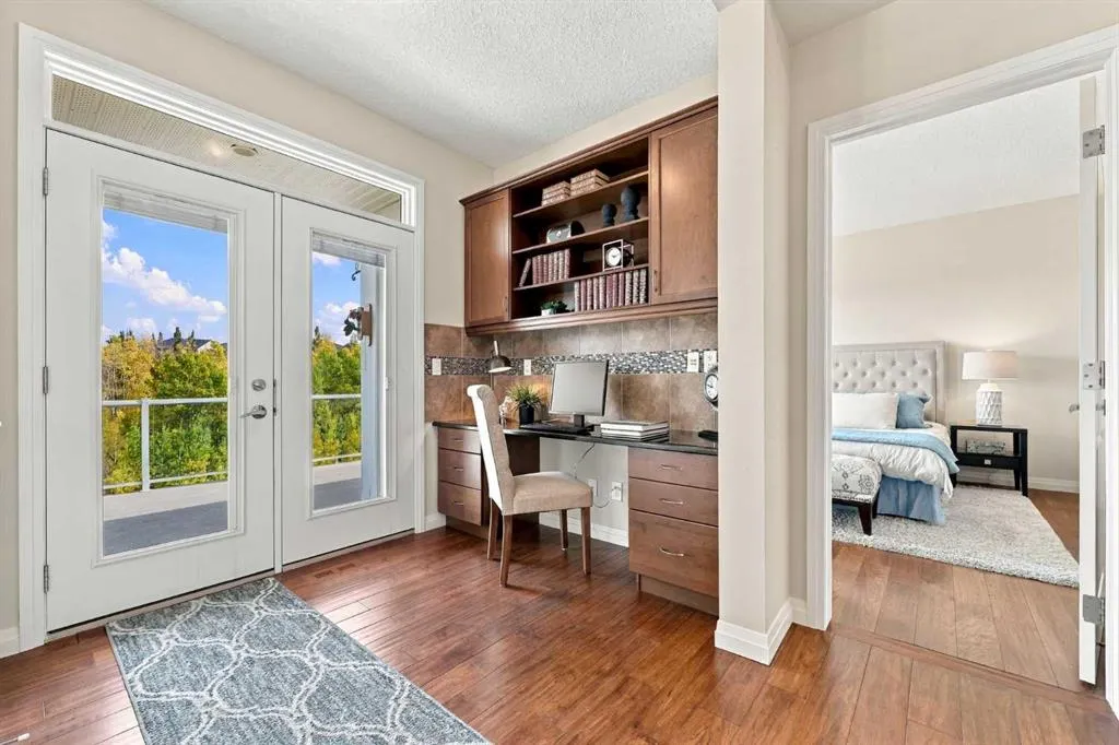 14 Ridge View Place