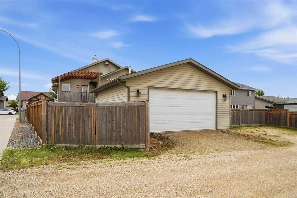 95 Inglewood Drive