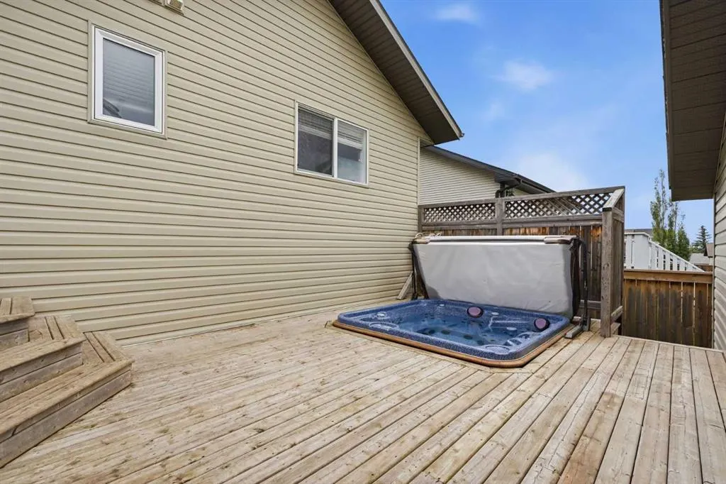 95 Inglewood Drive