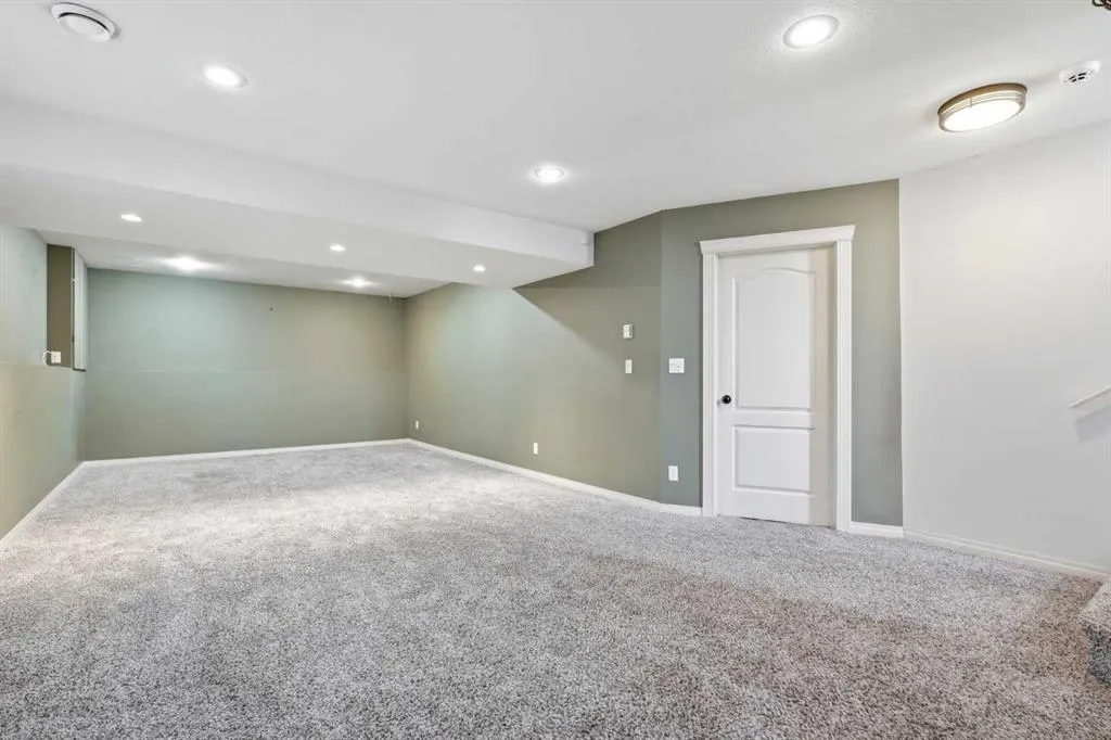 95 Inglewood Drive