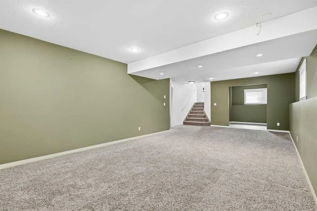 95 Inglewood Drive