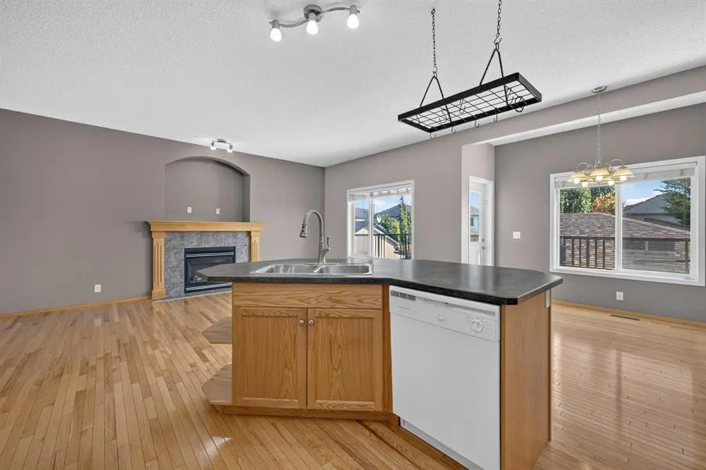 49 Coville Bay NE