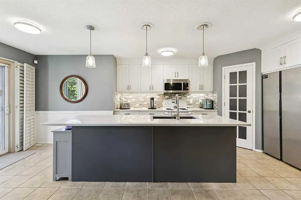 118 Citadel Crest Park NW