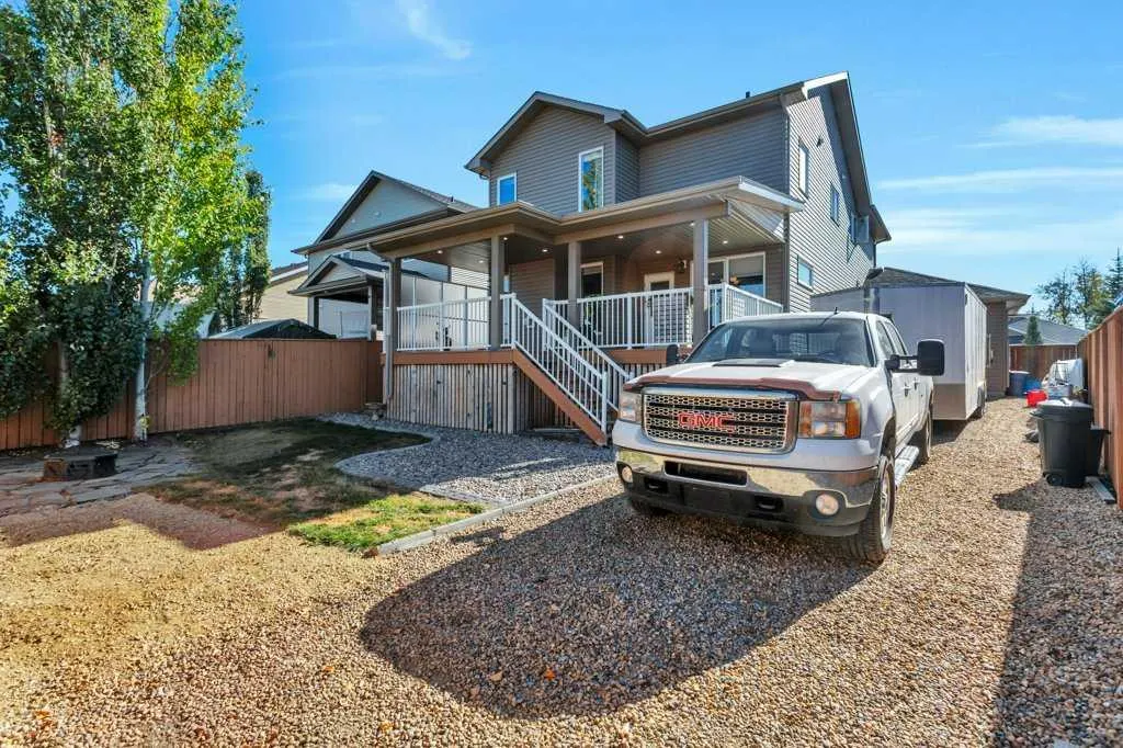 37 Coachill Street