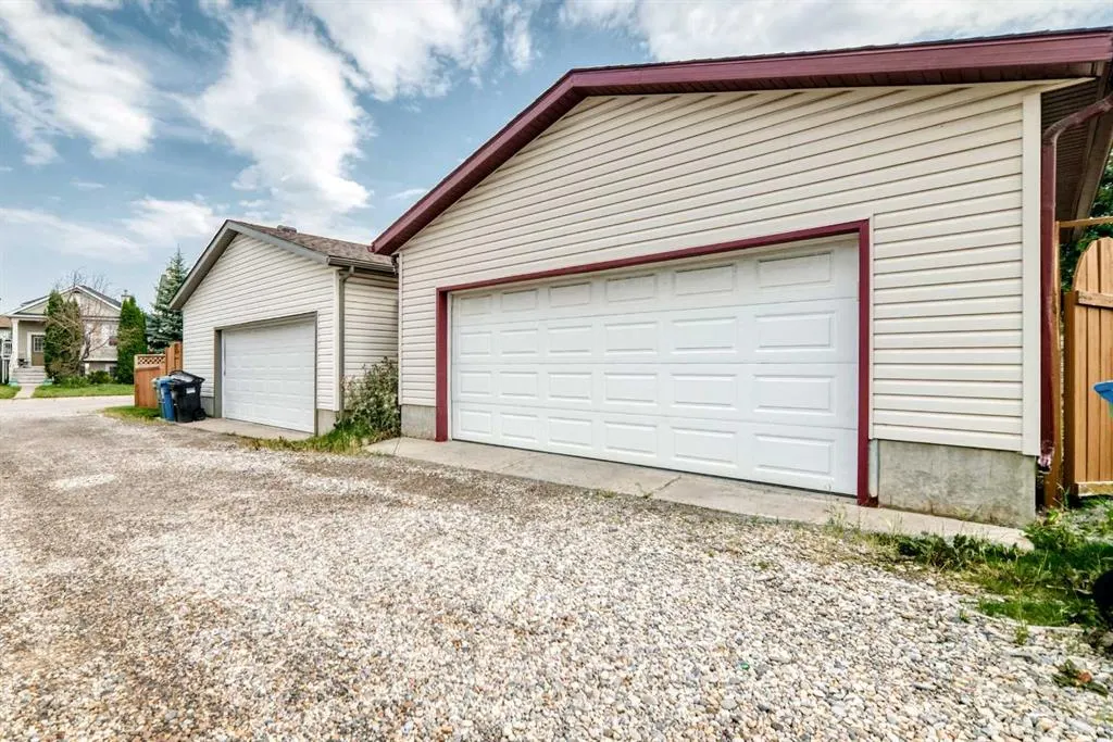 352 Copperfield Gardens SE