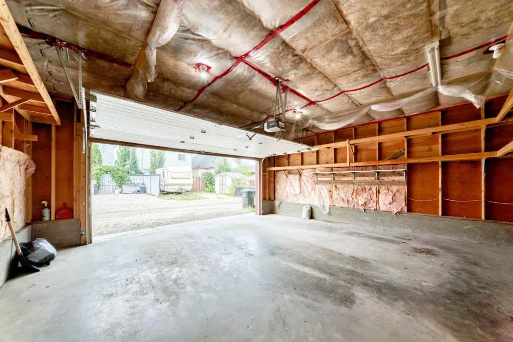 352 Copperfield Gardens SE