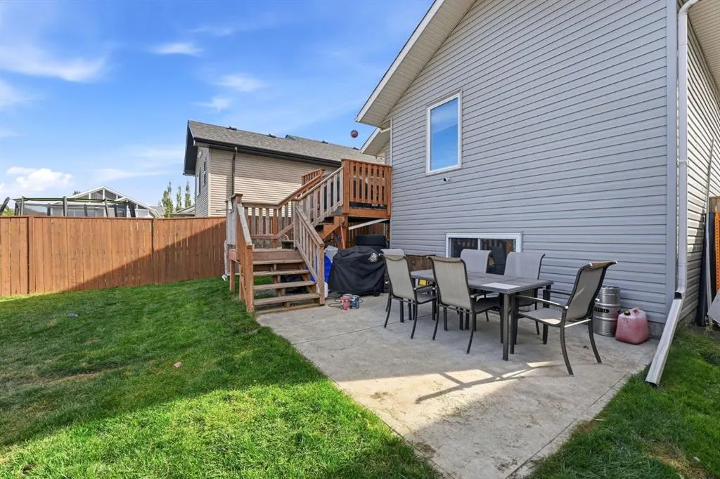 52 Castella Crescent