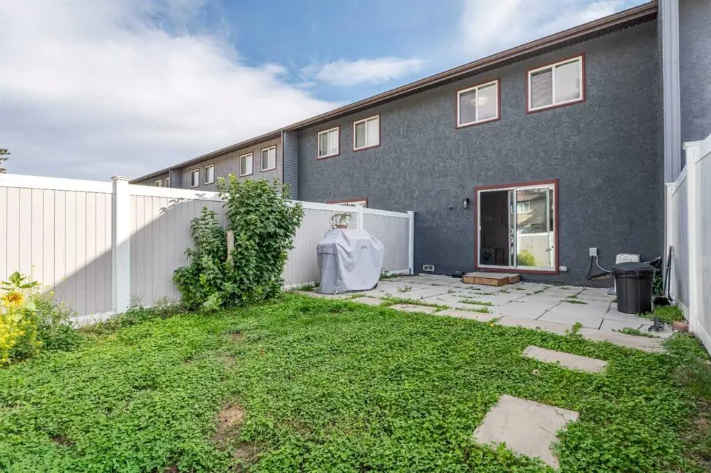 9930 Bonaventure Drive SE #302
