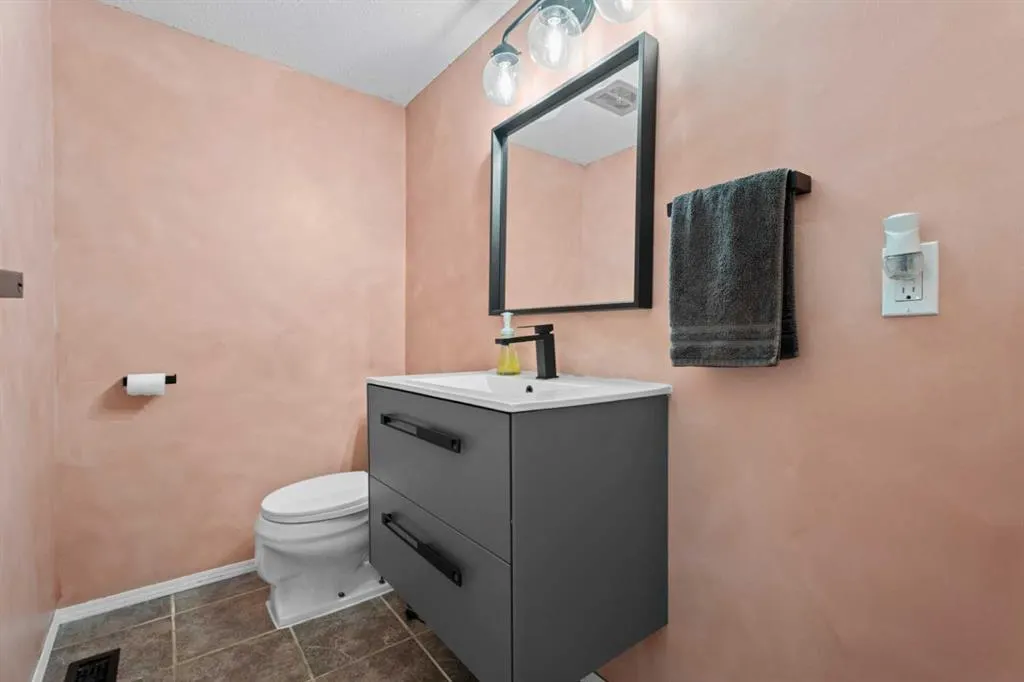 9930 Bonaventure Drive SE #302