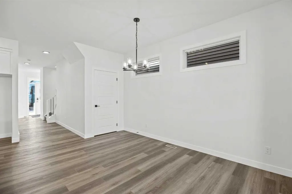 160 Snowberry Common SE