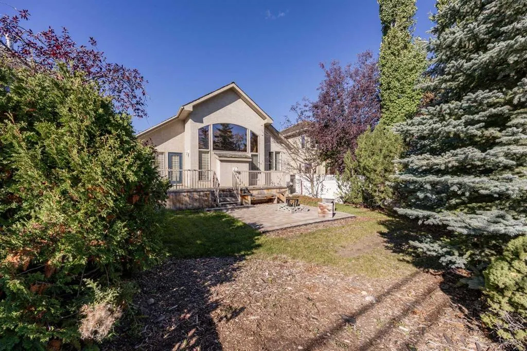 93 Coach Court SW