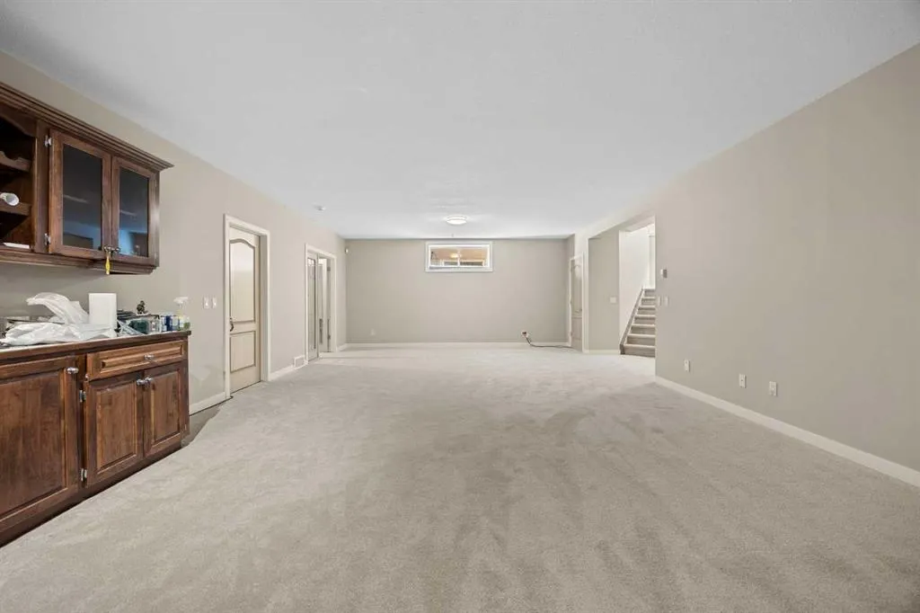 93 Coach Court SW