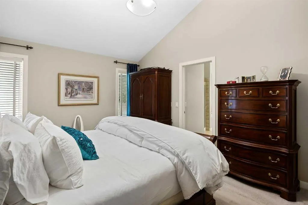93 Coach Court SW