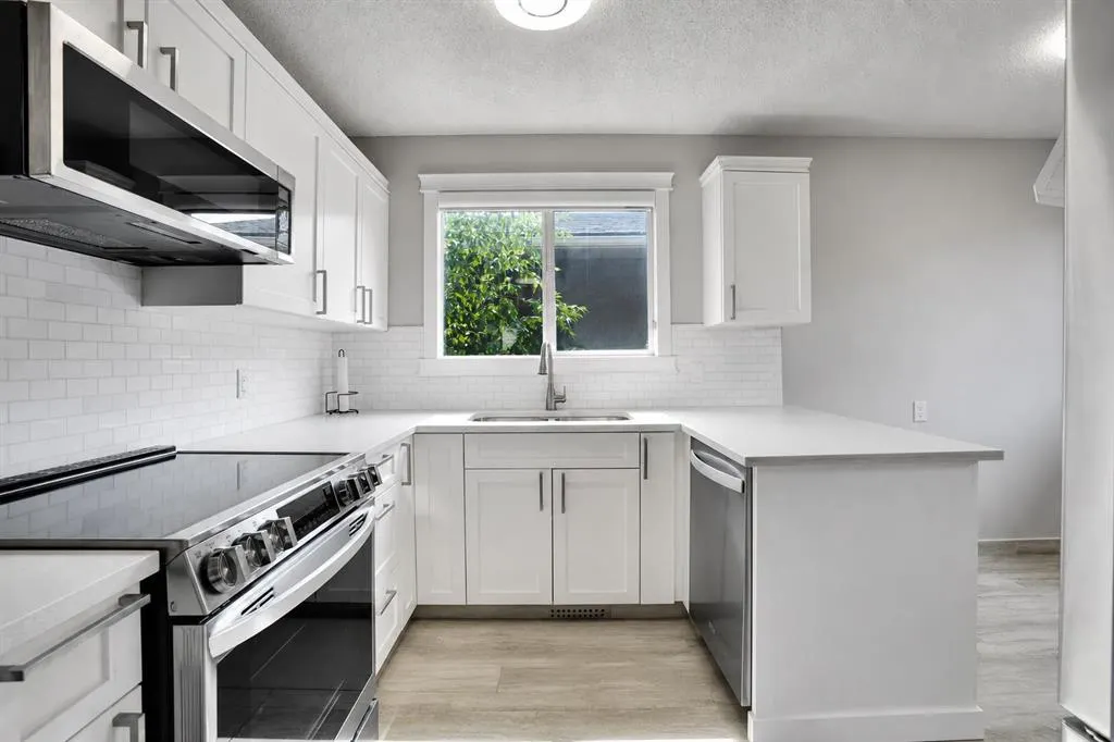 115 Abingdon Crescent NE