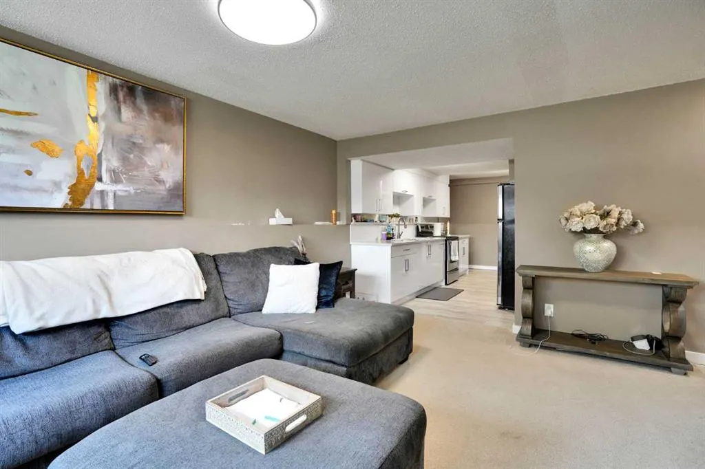 115 Abingdon Crescent NE
