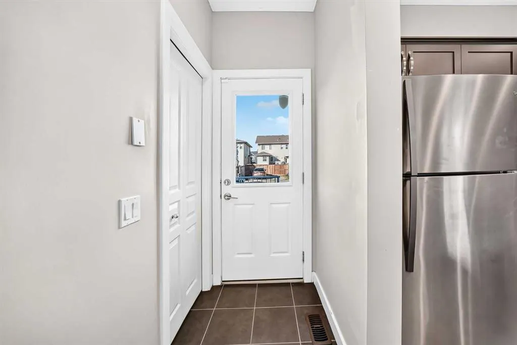 83 Legacy Crescent SE