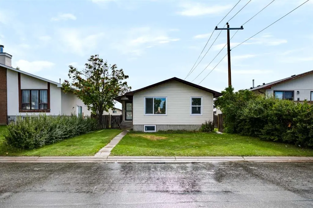 139 Falsby Road NE