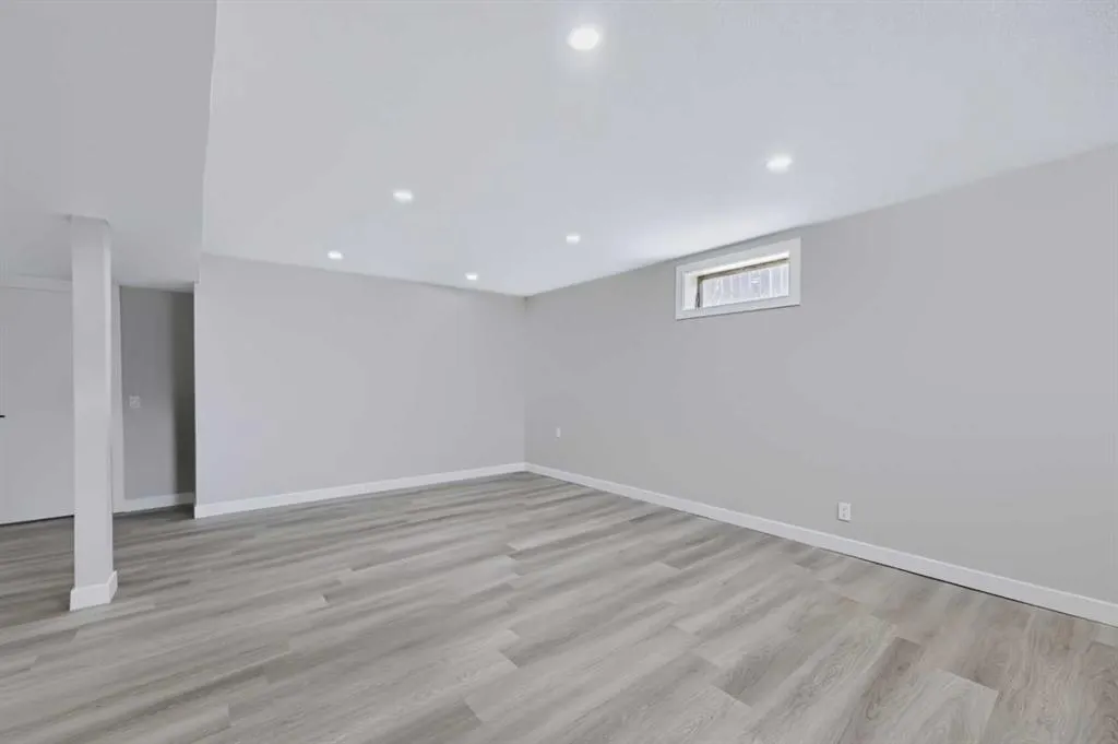 139 Falsby Road NE