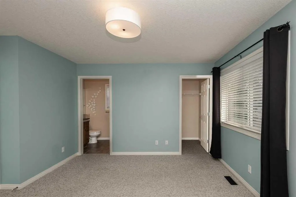 196 Eversyde Circle SW