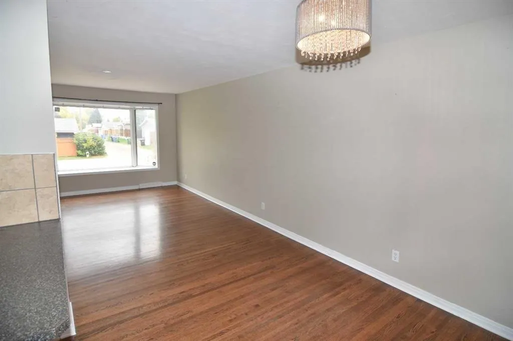 7 Fullerton Road SE
