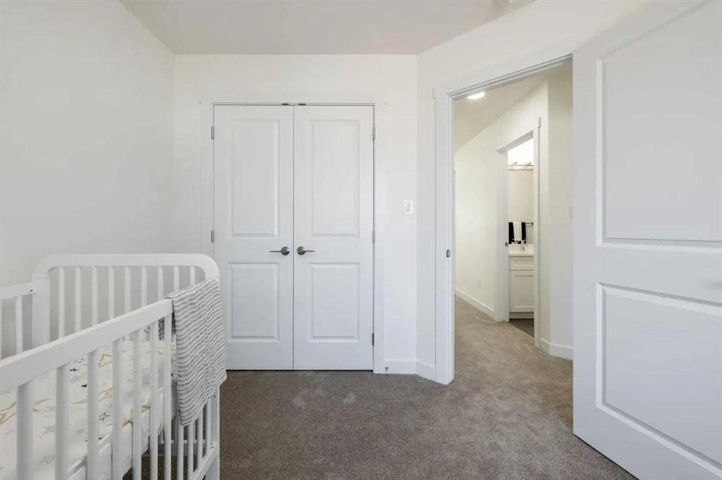 709 Clearview Green