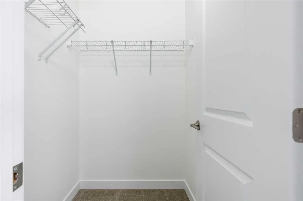 709 Clearview Green