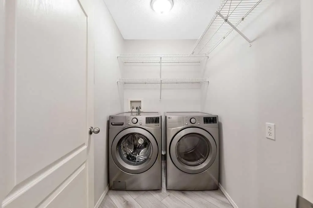 20 Sierra Morena Mews SW #109