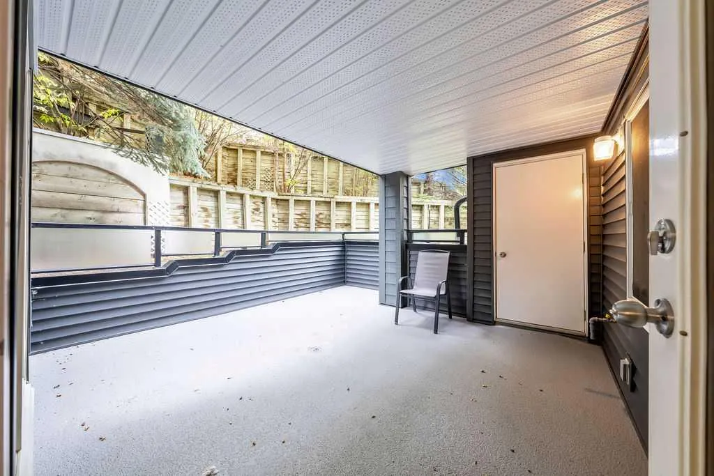 20 Sierra Morena Mews SW #109
