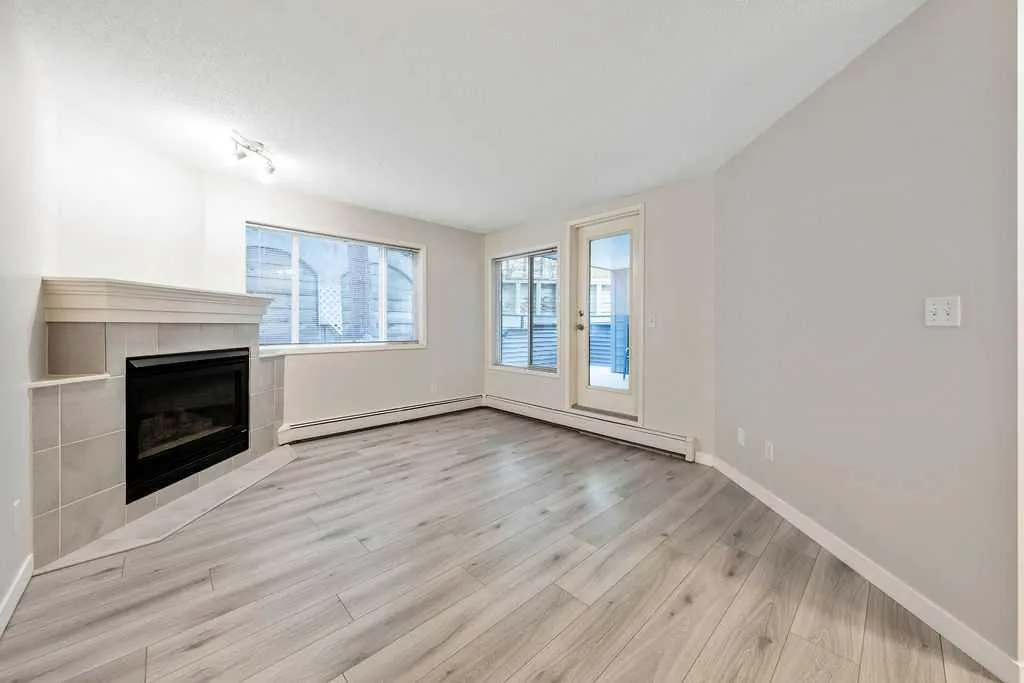 20 Sierra Morena Mews SW #109
