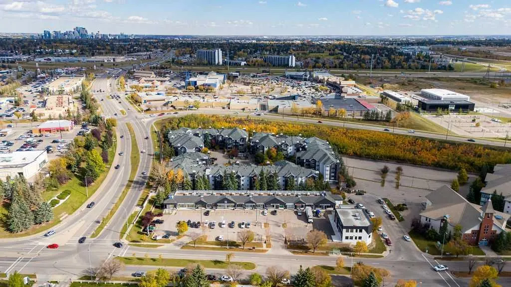 20 Sierra Morena Mews SW #109