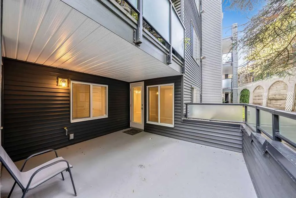 20 Sierra Morena Mews SW #109