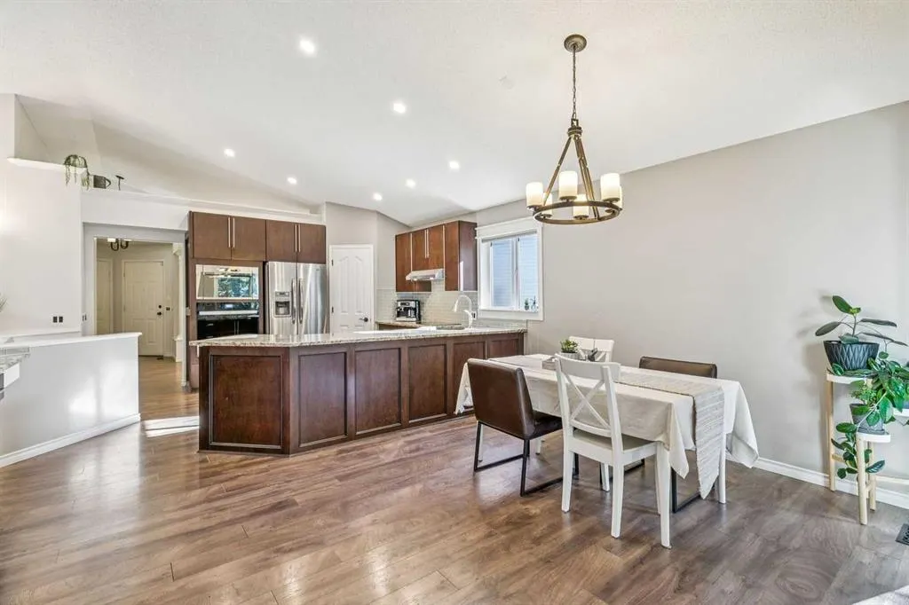 36 Hidden Ranch Mews NW