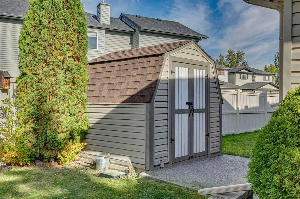 36 Hidden Ranch Mews NW