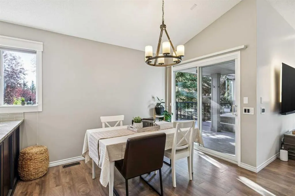 36 Hidden Ranch Mews NW