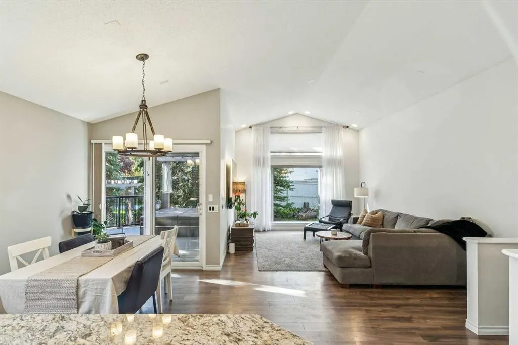 36 Hidden Ranch Mews NW