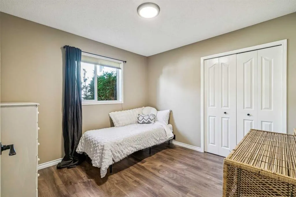 36 Hidden Ranch Mews NW