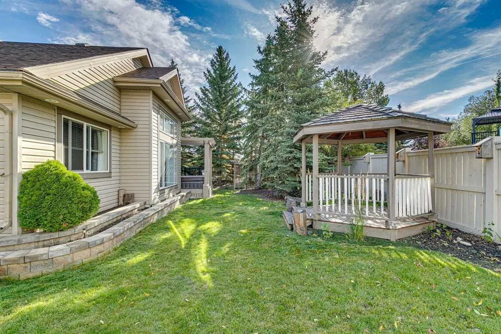 36 Hidden Ranch Mews NW