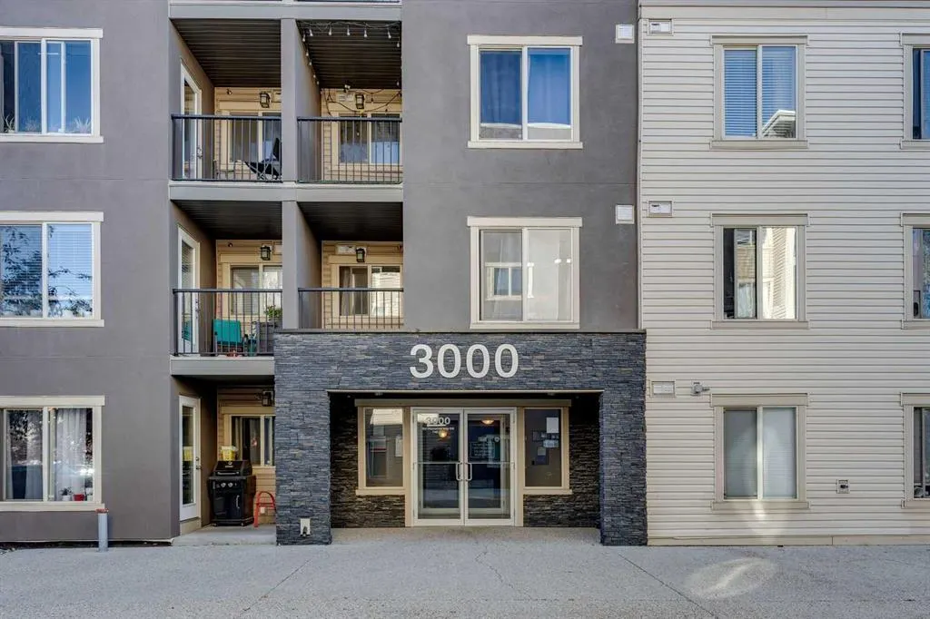 403 Mackenzie Way SW #3108