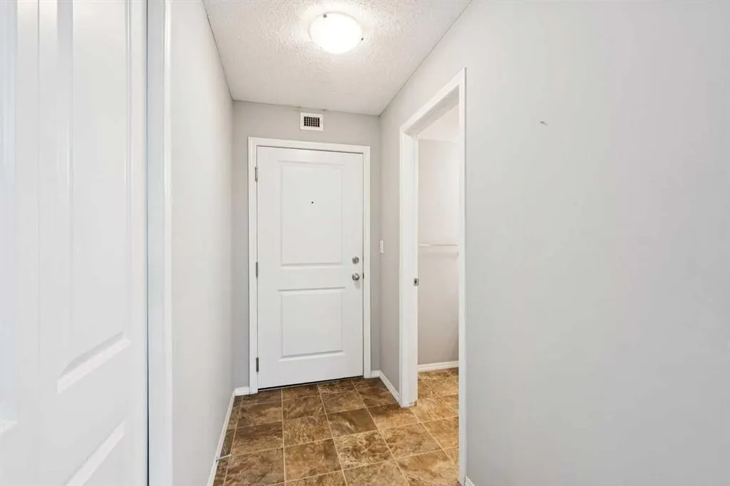 403 Mackenzie Way SW #3108