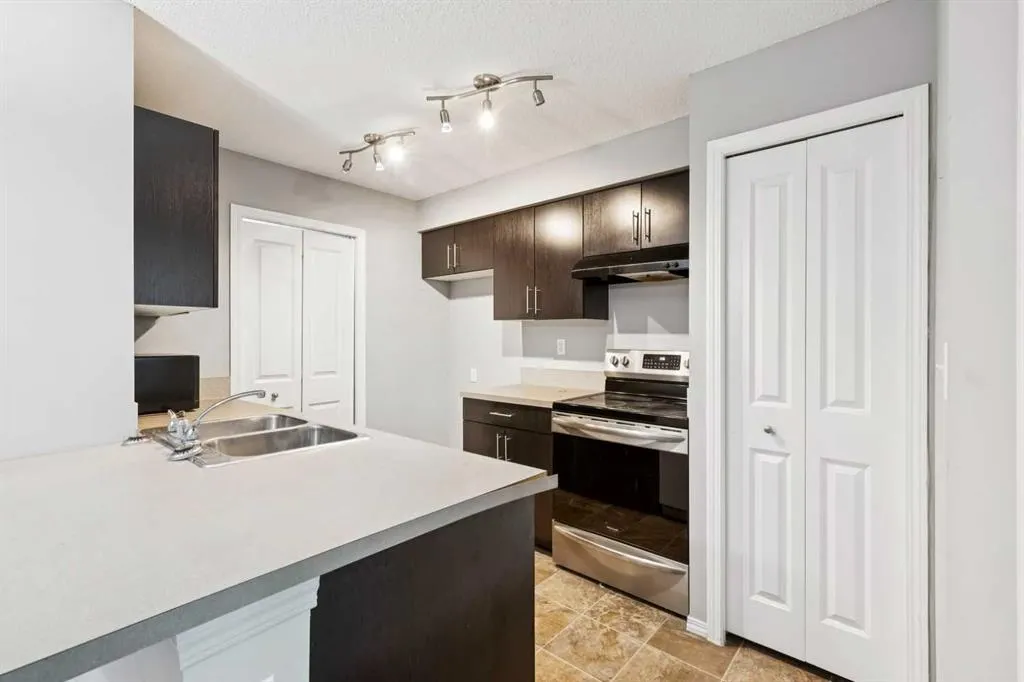 403 Mackenzie Way SW #3108
