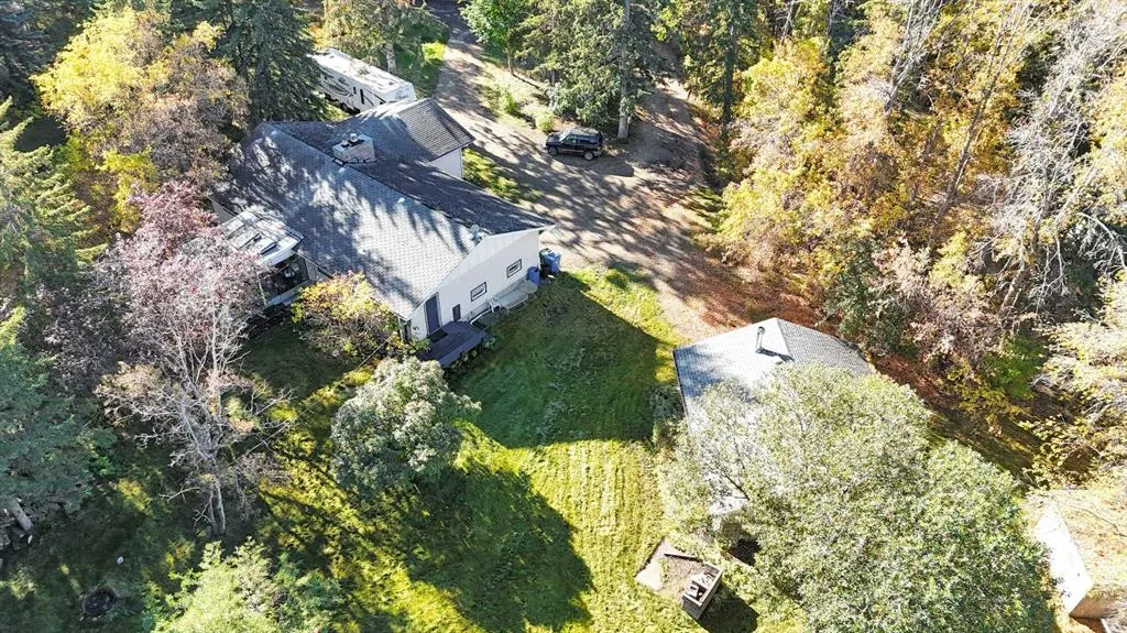 22 College Park Close