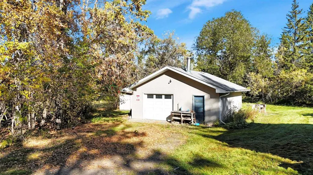 22 College Park Close