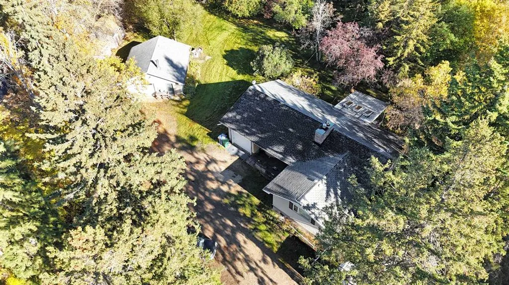 22 College Park Close