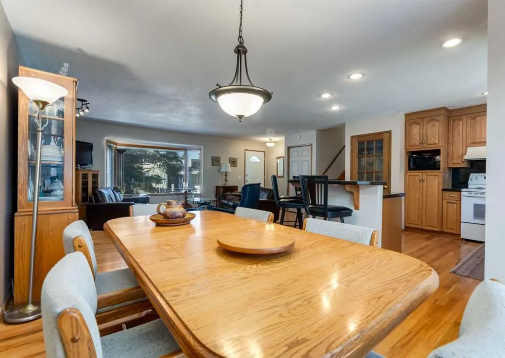 4808 Valiant Drive NW